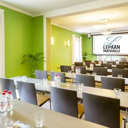 Guest house Lepaan Kartanon Vierashuone 2*