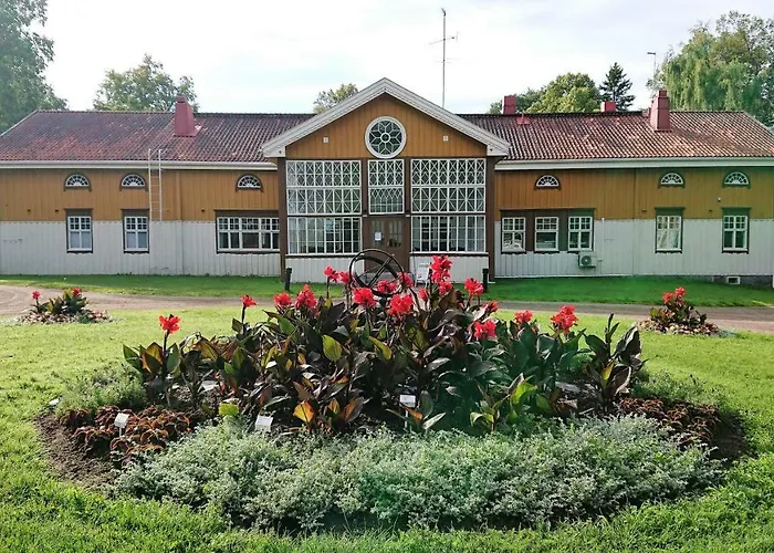 Lepaan Kartanon Vierashuone Vendégház